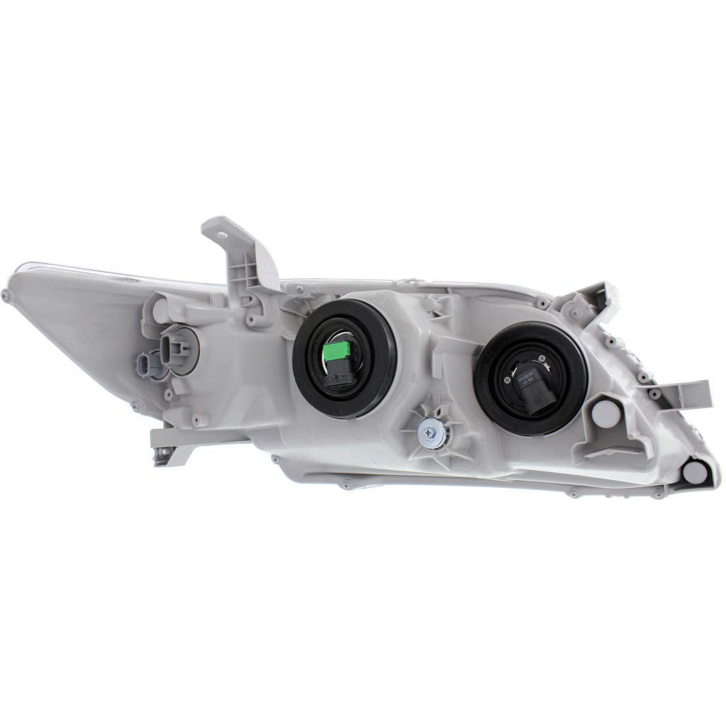 Toyota Camry Headlight Assembly Pair Driver and Passenger Side with Bulbs Q2143