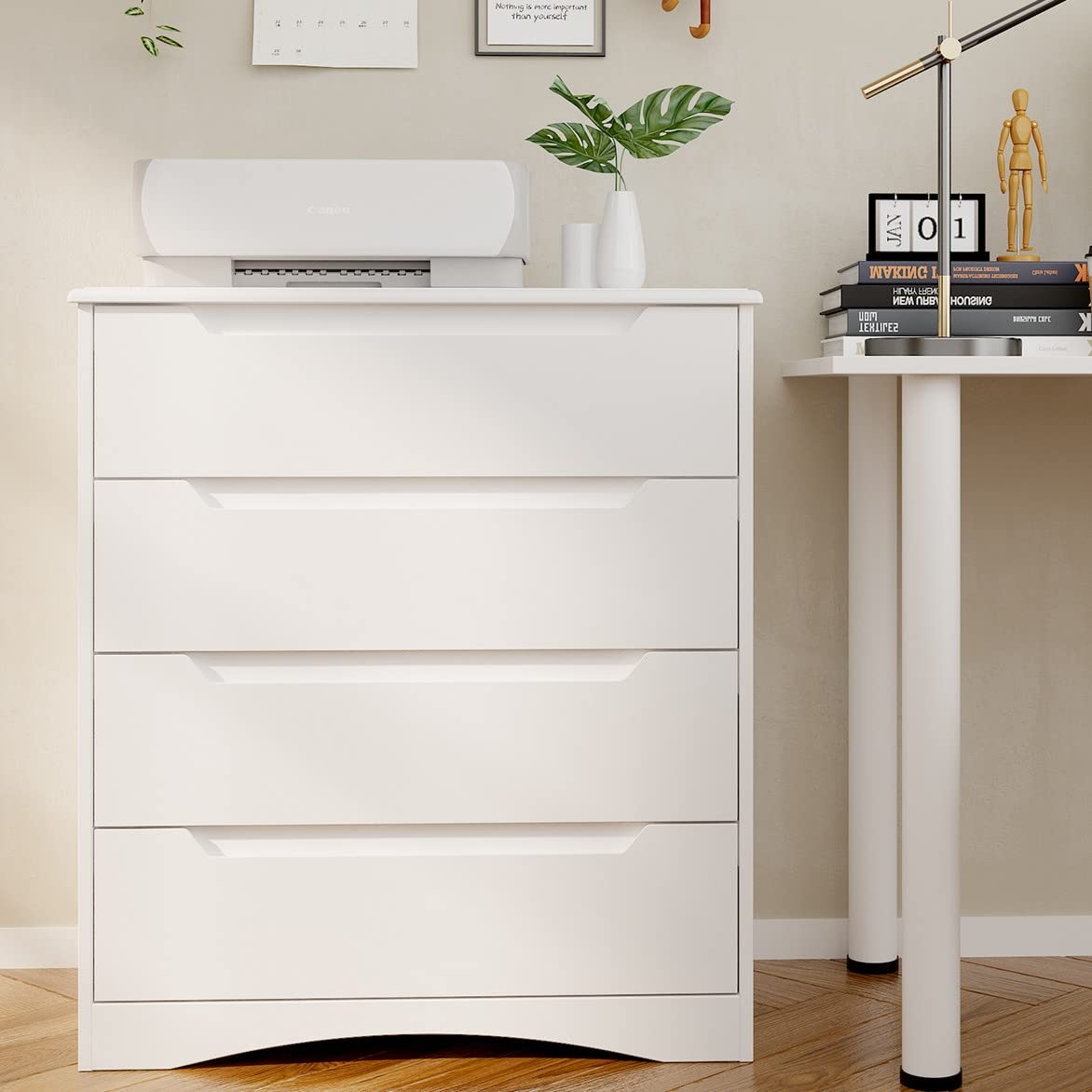 White 4 Drawer Dresser I428