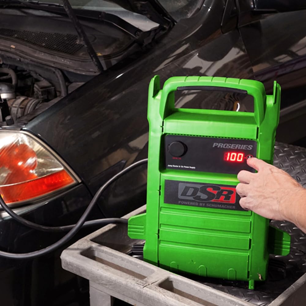 Portable 12V Jump Starter & Power Station 2000 Peak Amps Y30595