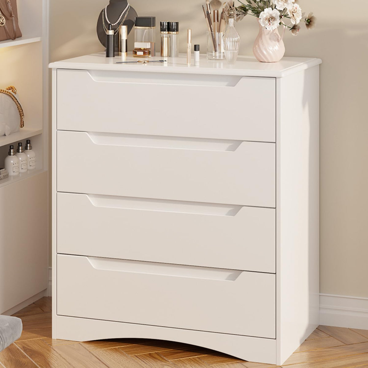 White 4 Drawer Dresser I428