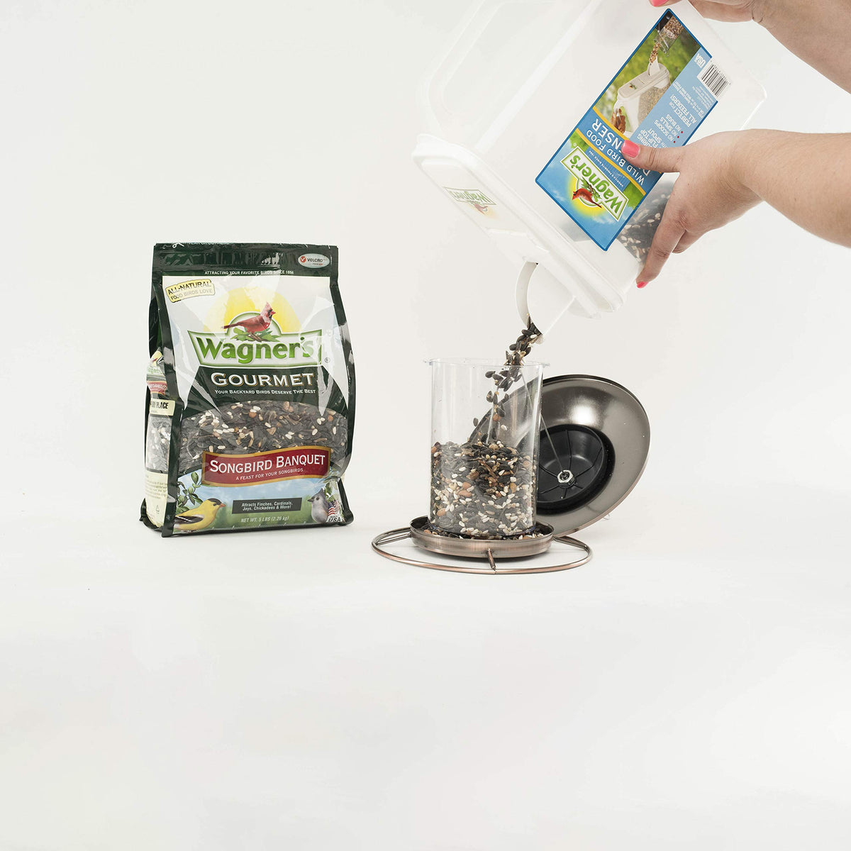 20-Pound and 5-Pound Wild Bird Food Bags T428